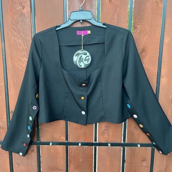 Tyler McGillivary Noni Button Rainbow Cropped Long Sleeve Top Black NWT - Picture 2 of 6